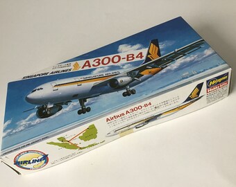 Vintage 1981 Hasegawa Airbus A300-B4 Model Kit Singapore Airlines