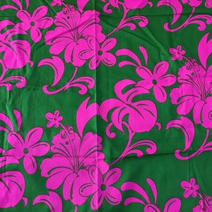 Vintage 1960 Hawaiian Hawaii Neon Pink Hibiscus Floral Fabric