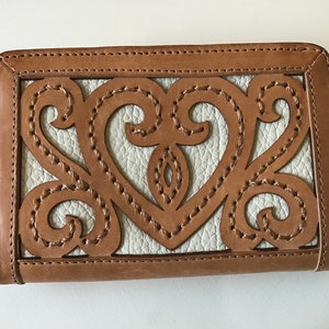 Brighton Bags Beautiful Leather Genoa White and Natural Wallet bild 1