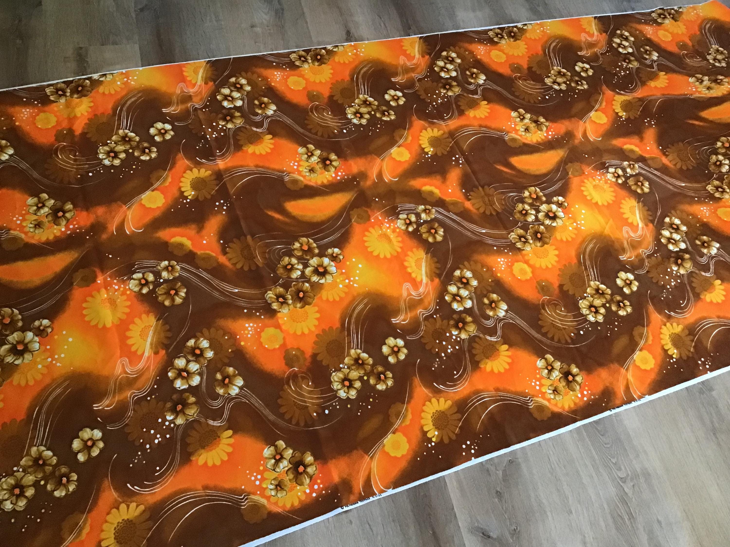 Vintage 1960's Hawaiian Hawaii Polynesian Textiles Floral Fabric 5