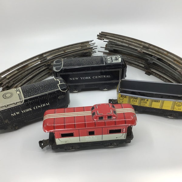 Vintage Marx Mar Tin Metal Litho NYC Toy Train Lot Cars Tracks