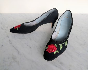 black heels with red roses