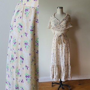 70&#39;s ruffled peasant skirt with matching shawl / floral maxi skirt / prairie skirt / boho hippie skirt / romantic skirt / size M