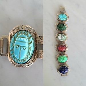 50&#39;s scarab Bracelet/ Eqyptian Revival braclet / costume jewelery large goldtone and scarab panel link  bracelet