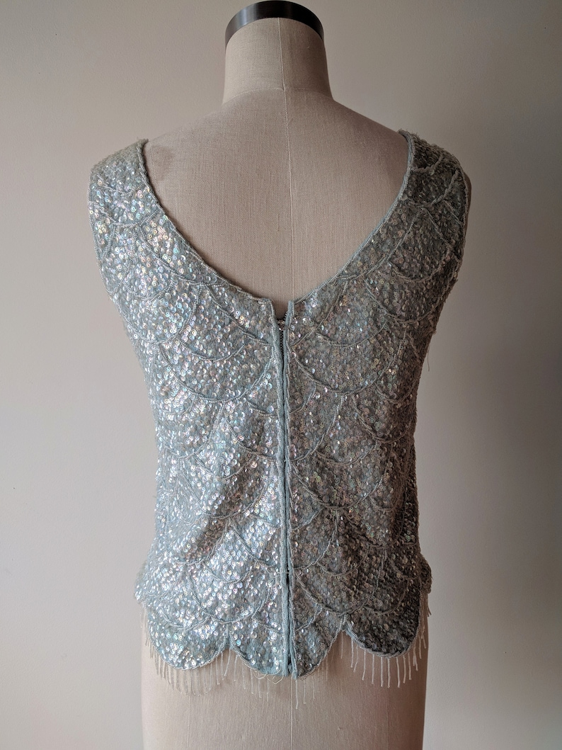 60/'s Sequined top wool sleeveless beaded and sequined shell shimmer tank topmade in Hong Kong size small