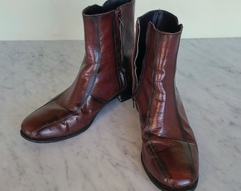 Vintage whiskey brown Beatle boots / Florsheim over the ankle leather boots / side zip boots/  men's size 11 D