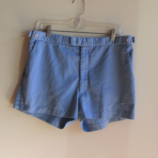 Shorts NIKE des années 70-80 / Shorts courts Sky Blue taille 36