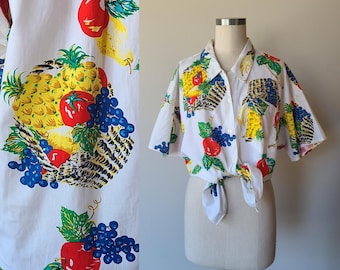 1980's Emanuelle novelty print kitschy fruit basket button front oversized cotton blouse size 36