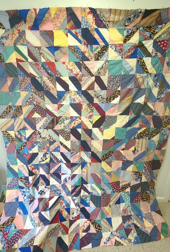 1940s Feed Sack Quilt Top / Flour Sack Quilt / Small Print