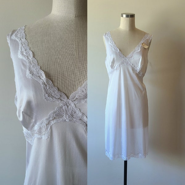 80's Sears NWT full slip/ white nylon with Lace /  Wiggle dress slip /slip dress / size 40 L