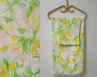 70's tulip time flower power pastel floral full size sheet set with pillowcases by JP Stevens Utica