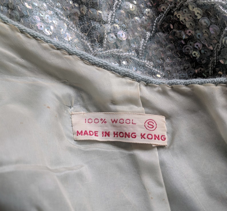 60/'s Sequined top wool sleeveless beaded and sequined shell shimmer tank topmade in Hong Kong size small