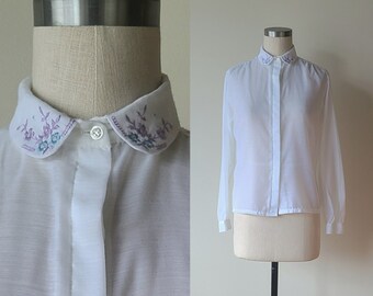 80's blouse / Dearborn white embroidered collar blouse / romantic blouse / Secretary blouse /semi sheer blouse / size medium