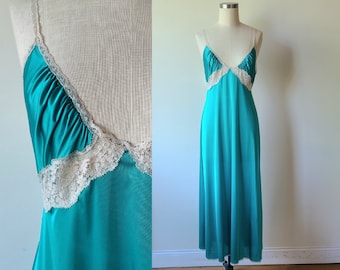 70s Vanity Fair long negligee / teal long maxi nightgown with lace / slip dress/ bridal lingerie/ size 36