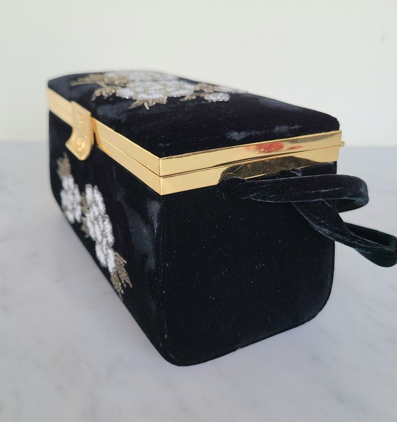 50's box purse / Japan Art Industries black velve… - image 5