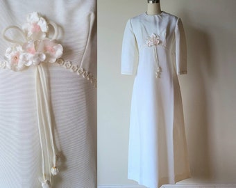 Robe de mariée Pronovias des années 60 / robe de mariée bohème hippie / robe de mariée longue taille empire blanche / fabriquée en Espagne / taille extra petite