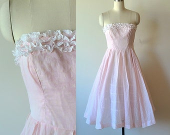 50's party dress / strapless pink muslin full skirt tea length cocktail dress / fit and flair sheer prom dress  / bridesmaid dress / size XS