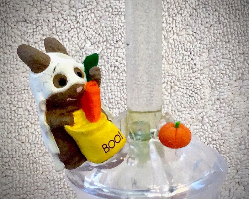 Halloween Bubble Lamp New! Halloween Night Light Cute Brown Bunny Halloween Ghost Holding Candy Sack /& Carrot Themed Bubble Light