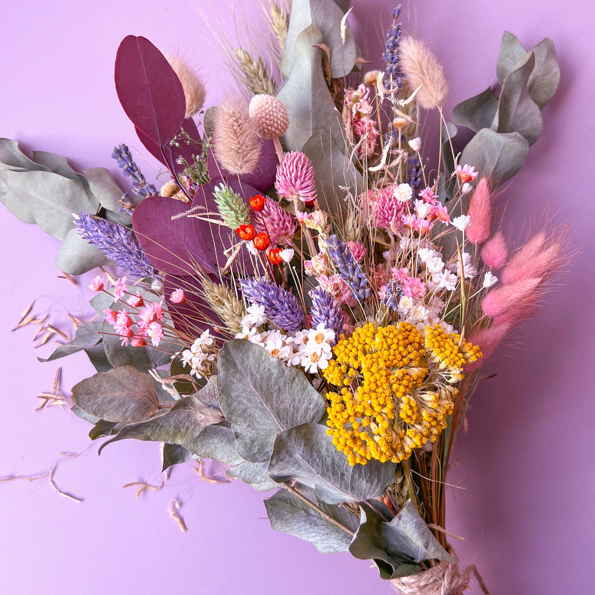 Bright Dried Flowers. Grab and Go Bouquet. A Bunch of Dried Flowers, Ideal  to Gift or for Craft, Wedding, Home Decoration 