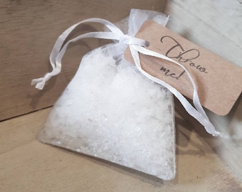 Snow confetti in Organza Bags - Winter wonderland wedding - Fantasy snow flakes confetti