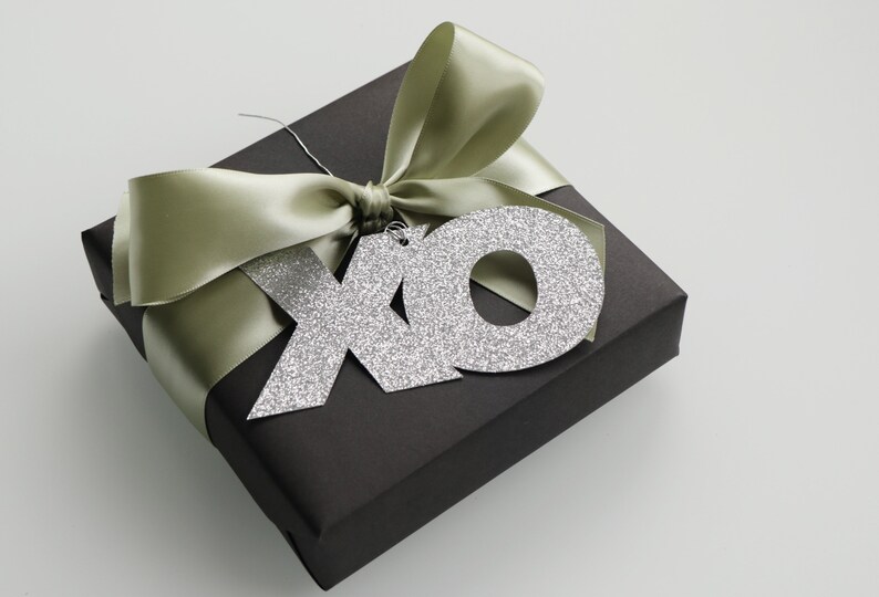 xo Gift Tags with Envelopes Silver or Gold Glitter Set of 6 image 3