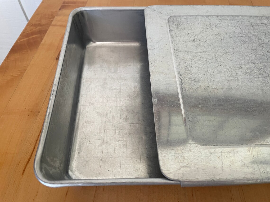 Vintage Mirro Aluminum Cake Pan with Slide on Lid 13 Etsy