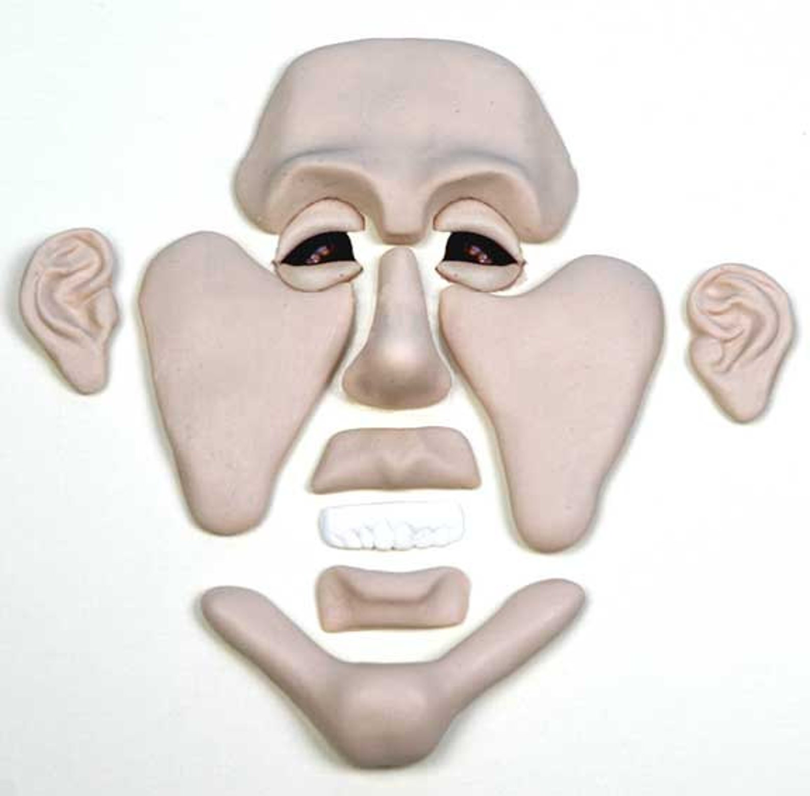 Головоломка лица. Головоломка герои брезгливость. Игрушка эмоции. Головоломки с лицами. Головоломка лица.