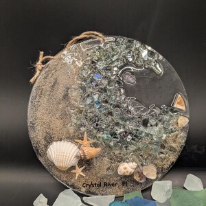 Ocean Resin Circle Ornament – 6” Coastal Wall or Tree Decor – Handmade Beach Gift – Starfish & Seashell Art – Nautical Christmas