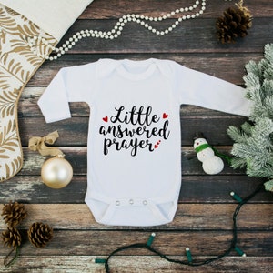 New baby going home outfit, Baby Shower Gift, little answered prayer bodysuit, Pregnancy Reveal Idea, Pregnancy Announcement zdjęcie 1