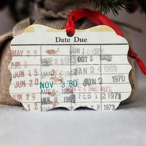 Christmas Ornament Book Lover Theme, Unique Book Ornament, Vintage Library Vibe, Cozy Literary Decor, Gift For Bookworms, Book Club Keepsake