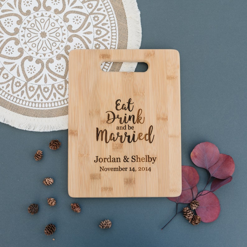 Personalized Wedding Gift Cutting Board, Custom Wedding Gift, personalized cutting board with handle, Wood cutting board Bridal Shower Gift image 3