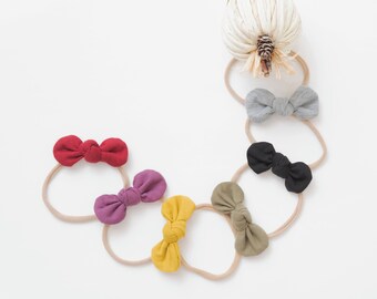 SET of 4 Nylon baby headbands, baby headbands, nylon headband,newborn baby headband set,baby girl headbands,mini bow headband,White headband