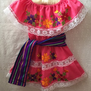 Mexicaanse meisjesjurk met kleurrijke bloemen, Mexicaanse babyjurk met bloemmotief, Campesina-jurk, eerste Mexicaanse verjaardag