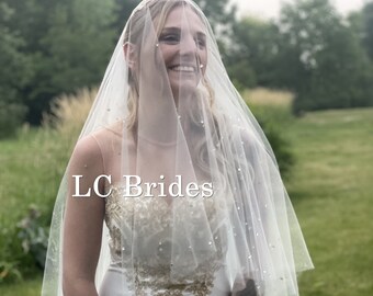 ANAELLE | Crystal Cluster Drop Style Wedding Veil, Blusher Veil with Crystals, Drop Veil, Ivory Wedding Veil, Elegant Veil, Sparkling Veil