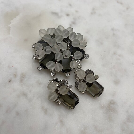 Vintage Smokey Grey and Frosted dangle Bead Brooch