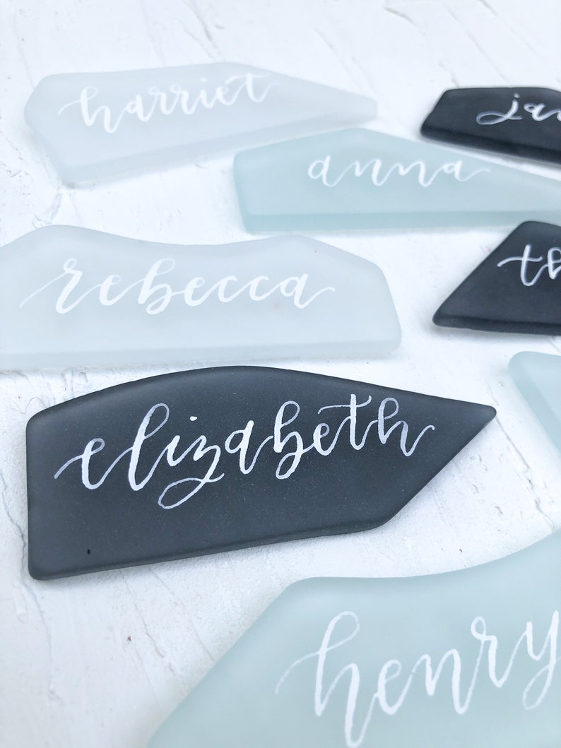 Sea Glass Place Cards Sea Glass Escort Cards Calligraphy Place Cards Beach Wedding Summer Wedding Coastal Wedding Place Cards zdjęcie 1