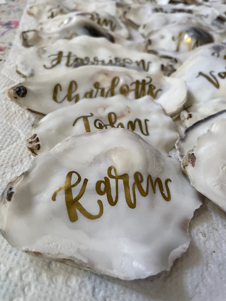 Oyster Shell Place Cards Wedding Place Cards Beach Wedding Gold Oyster Shell Name Cards Personalized Shells for Wedding Favor image 4