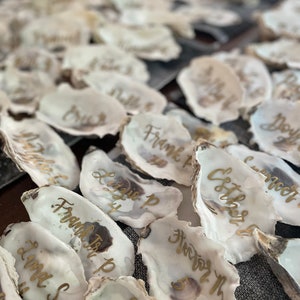 Oyster Shell Place Cards Wedding Place Cards Beach Wedding Gold Oyster Shell Name Cards Personalized Shells for Wedding Favor image 3