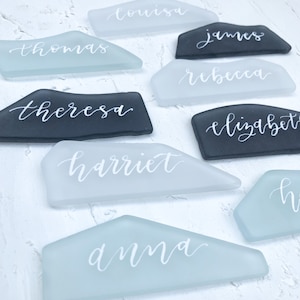 Sea Glass Place Cards Sea Glass Escort Cards Calligraphy Place Cards Beach Wedding Summer Wedding Coastal Wedding Place Cards zdjęcie 2