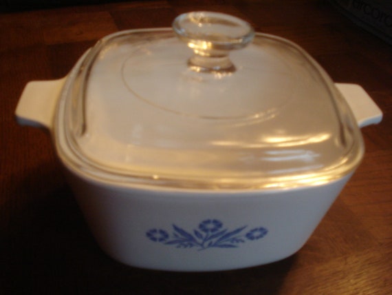 Corning Ware Blue Corn Flower Casserole Dish w/Lid P-89-B Estate Piece Stylized Flame