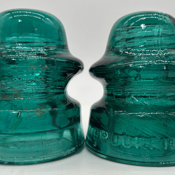 Vintage aqua Brookfield glass insulator