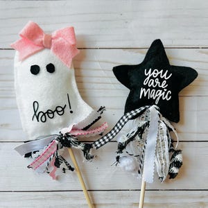 Ghost and star Halloween wands