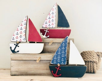 Barca a vela, barca in legno, arredamento nautico, arredamento per bambini