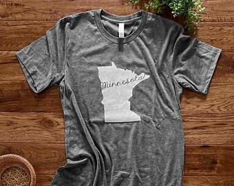 Minnesota Shirt, Minnesota Cursive Print, MN T shirt, Minnesota Graphic Tee, Minnesota State, Minnesota Souvenir, Minnesota Road Trip, MN T