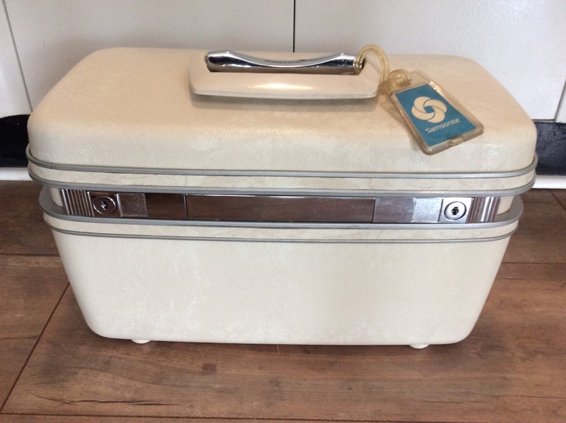 vintage samsonite makeup luggage