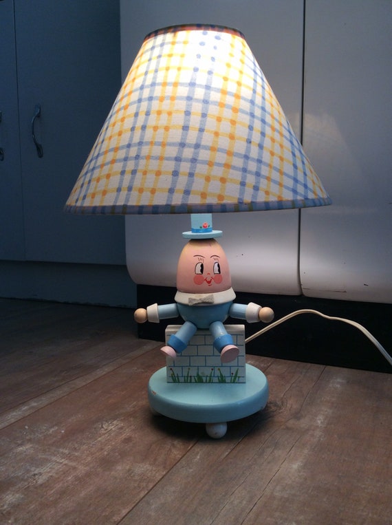 humpty dumpty lamp