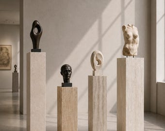 Travertinpedestalpelare - Skulpturställ - Sockel - Monolit - Massivt stenblock