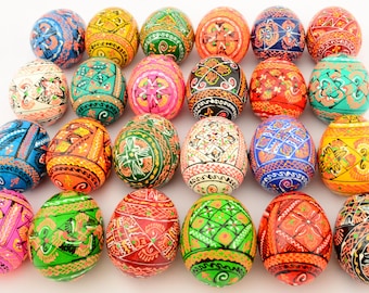 24 Easter Painted Eggs Wooden Ukrainian Pysanky (Pysanka). Polish Pisanki. Czech Kraslice