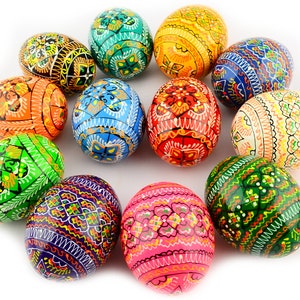 12 Easter Painted Eggs Wooden Ukrainian Pysanky (Pysanka). Polish Pisanki. Czech Kraslice.