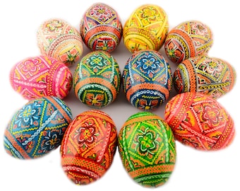 12 Easter Painted Eggs Wooden Ukrainian Pysanky (Pysanka). Polish Pisanki. Czech Kraslice.